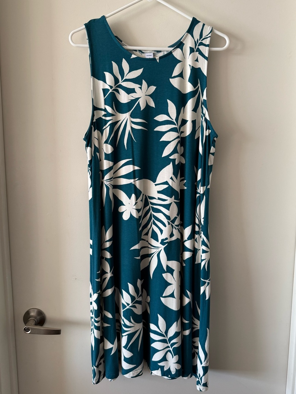 Like New Old Navy Sleeveless Knit Swing Dress